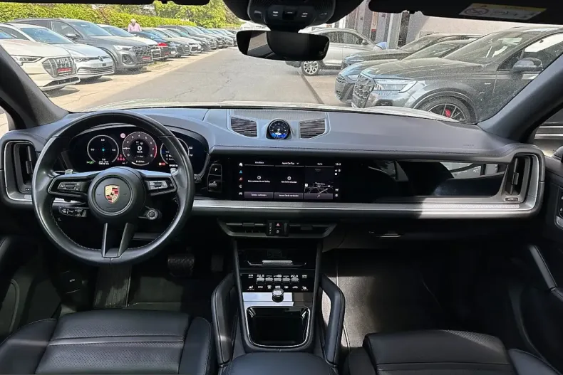 Porsche Cayenne din 2023 cu 70.518 km - oferta POR210416 - foto 17