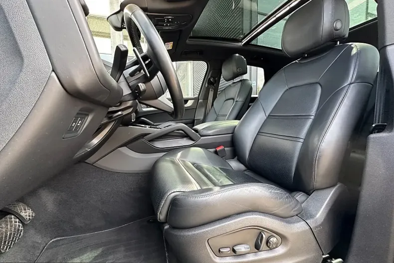 Porsche Cayenne din 2023 cu 70.518 km - oferta POR210416 - foto 30