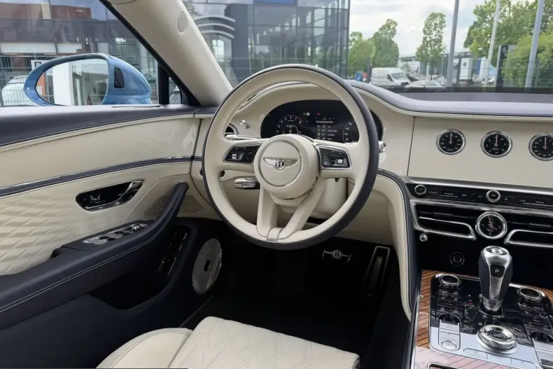 Bentley Flying Spur din 2025 cu 3.590 km - oferta BEN210417 - foto 26