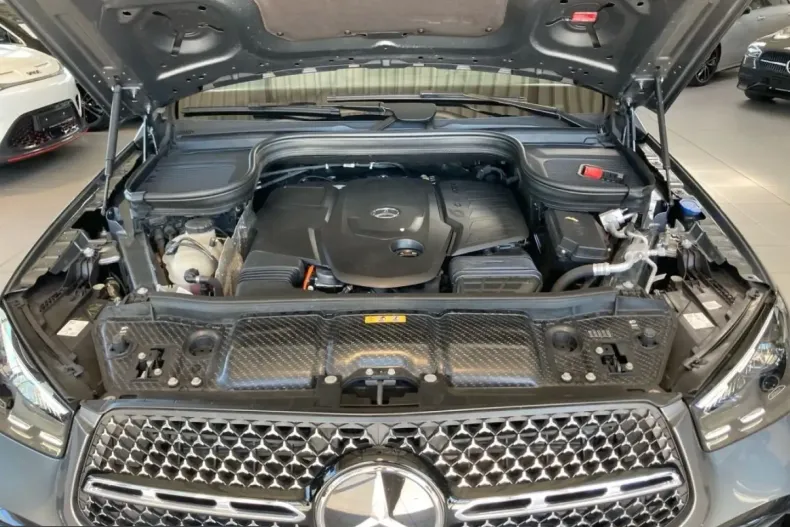 Mercedes-Benz GLE 450 (Clasa GLE) din 2023 cu 49.400 km - oferta MER210422 - foto 4