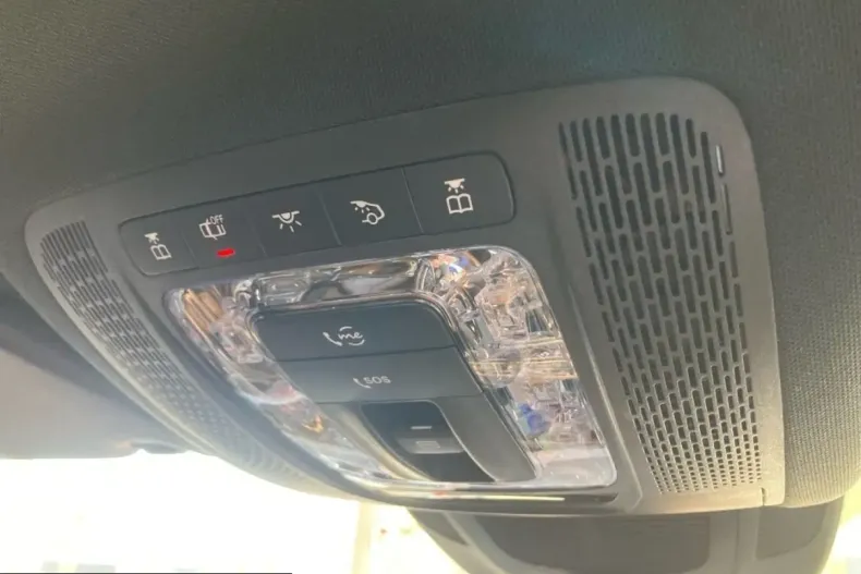 Mercedes-Benz GLE 450 (Clasa GLE) din 2023 cu 49.400 km - oferta MER210422 - foto 18