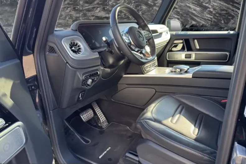 Mercedes-Benz G 400 (Clasa G) din 2024 cu 38.900 km - oferta MER210428 - foto 10