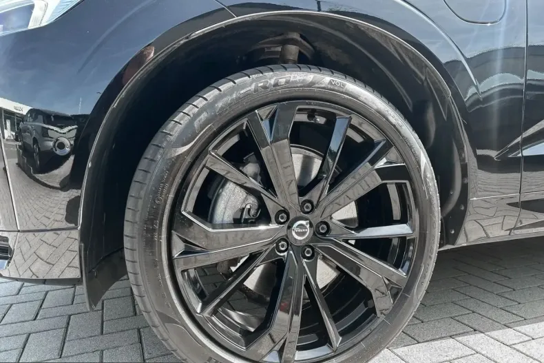 Volvo XC60 din 2024 cu 30.100 km - oferta VOL210432 - foto 9