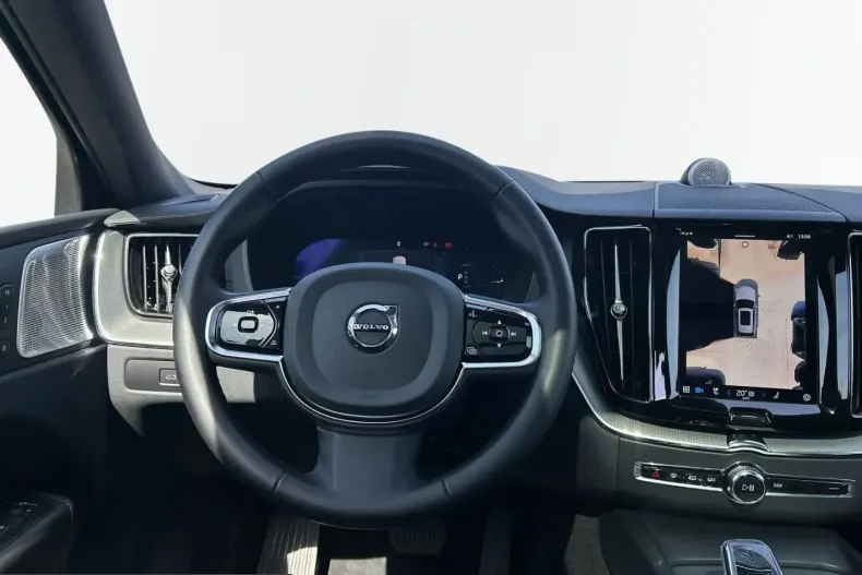 Volvo XC60 din 2024 cu 30.100 km - oferta VOL210432 - foto 13