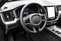 Volvo XC60 din 2024 cu 24.103 km - oferta VOL210436 - foto 4