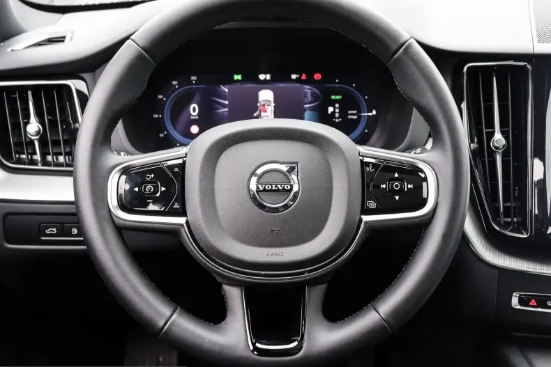 Volvo XC60 din 2024 cu 24.103 km - oferta VOL210436 - foto 6