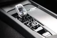 Volvo XC60 din 2024 cu 24.103 km - oferta VOL210436 - foto 12