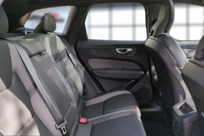 Volvo XC60 din 2024 cu 22.300 km - oferta VOL210437 - foto 20