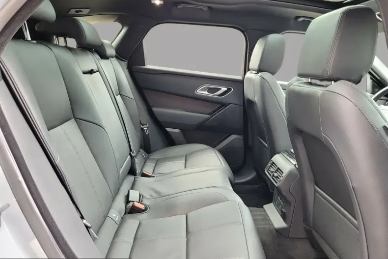 Land Rover Range Rover Velar din 2024 cu 11.420 km - oferta LAN210440 - foto 10