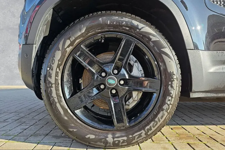 Land Rover Defender din 2022 cu 29.600 km - oferta LAN210441 - foto 9