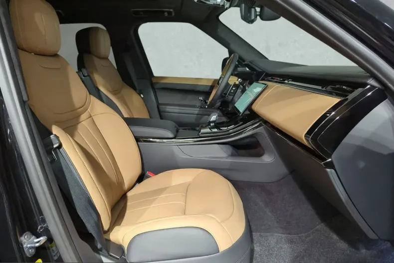 Land Rover Range Rover Sport din 2023 cu 11.950 km - oferta LAN210443 - foto 13