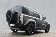 Land Rover Defender din 2024 cu 2.500 km - oferta LAN210444 - foto 2