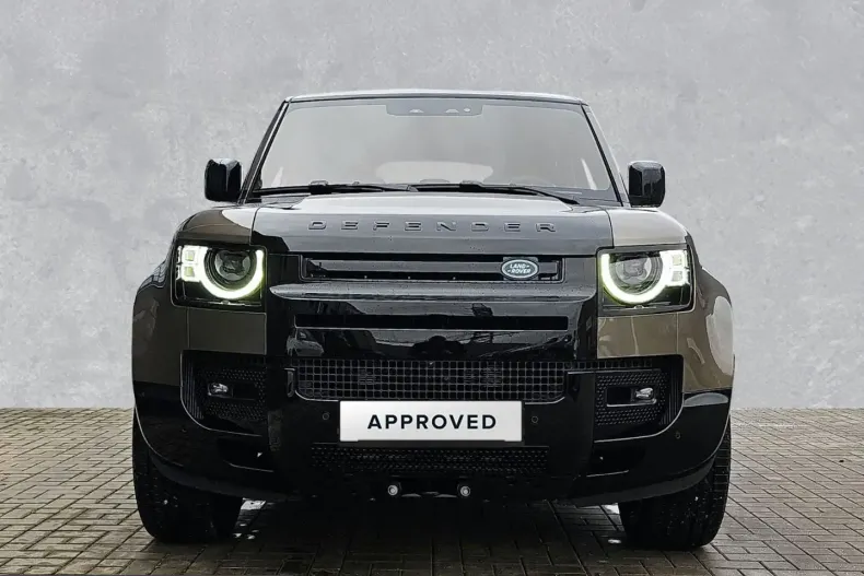 Land Rover Defender din 2024 cu 2.500 km - oferta LAN210444 - foto 8