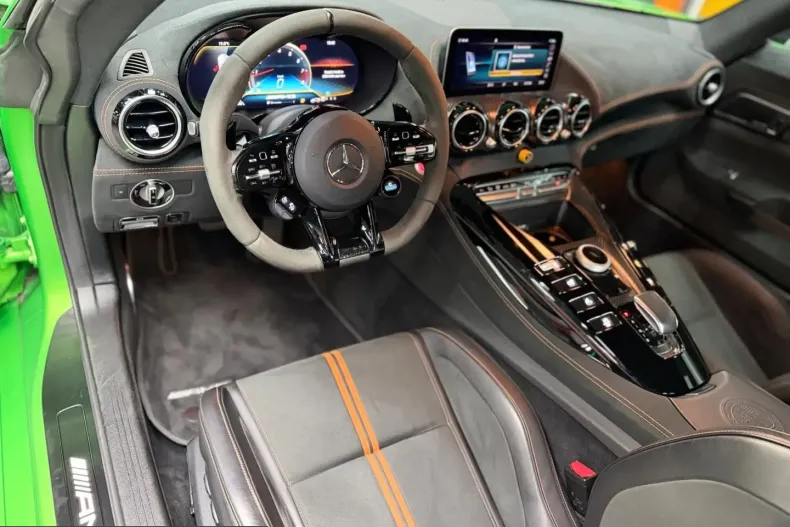 Mercedes-Benz AMG GT (Clasa GT) din 2022 cu 14.000 km - oferta MER210451 - foto 16