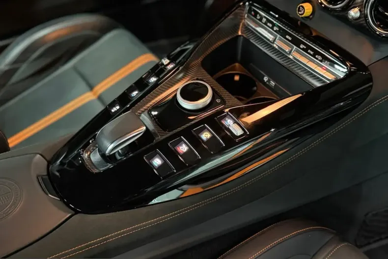 Mercedes-Benz AMG GT (Clasa GT) din 2022 cu 14.000 km - oferta MER210451 - foto 23