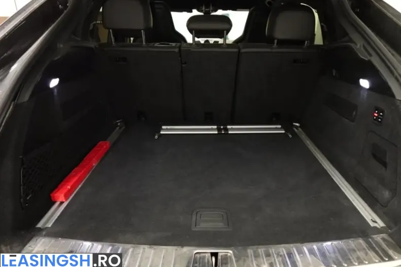Porsche Cayenne din 2022 cu 69.989 km - oferta POR210452 - foto 7