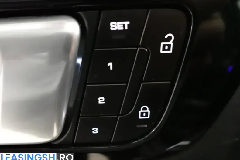 Porsche Cayenne din 2022 cu 69.989 km - oferta POR210452 - foto 8