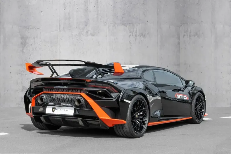 Lamborghini Huracán din 2024 cu 2.835 km - oferta LAM210453 - foto 3