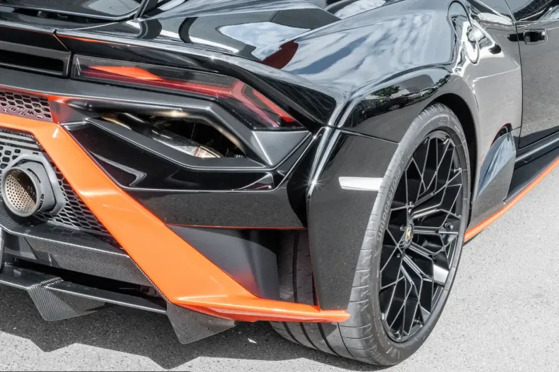 Lamborghini Huracán din 2024 cu 2.835 km - oferta LAM210453 - foto 9