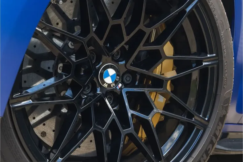 BMW M4 (Seria 4) din 2024 cu 17.606 km - oferta BMW210456 - foto 16