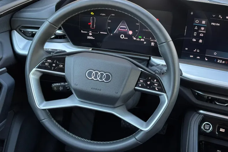 Audi Q5 din 2025 cu 14.600 km - oferta AUD210468 - foto 11