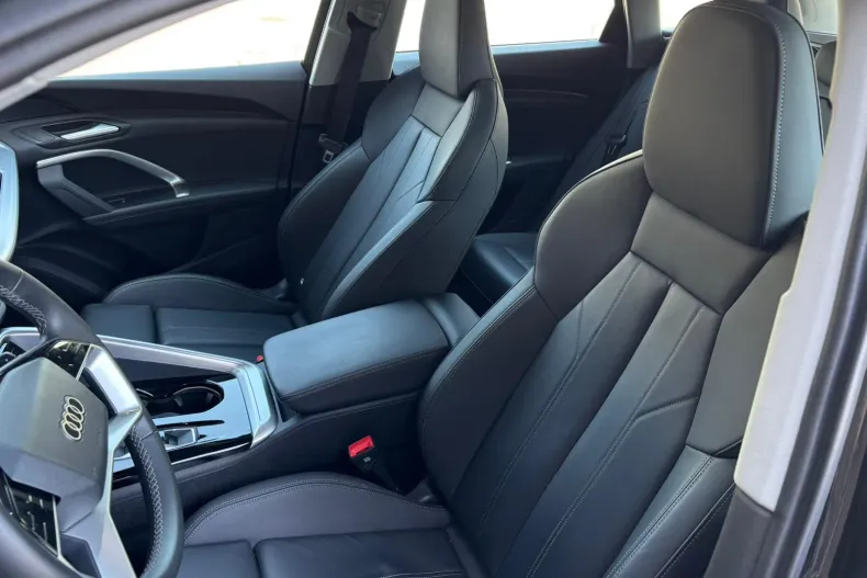 Audi Q5 din 2025 cu 14.600 km - oferta AUD210468 - foto 13