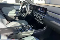 Mercedes-Benz A 200 (Clasa A) din 2024 cu 20.724 km - oferta MER210479 - foto 13