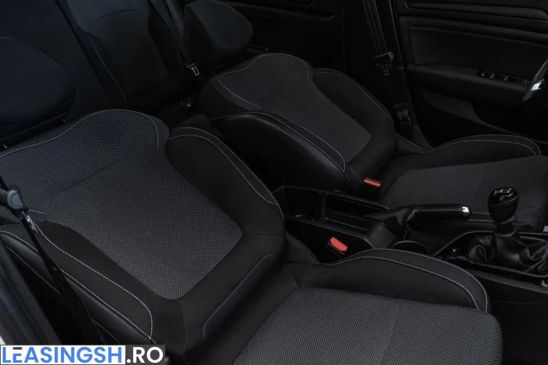 Renault Megane din 2021 cu 63.000 km - oferta REN210480 - foto 38