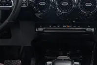 Mercedes-Benz A 180 (Clasa A) din 2020 cu 150.000 km - oferta MER210482 - foto 4