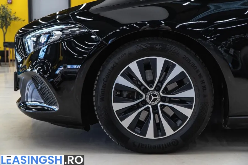 Mercedes-Benz A 180 (Clasa A) din 2020 cu 150.000 km - oferta MER210482 - foto 40