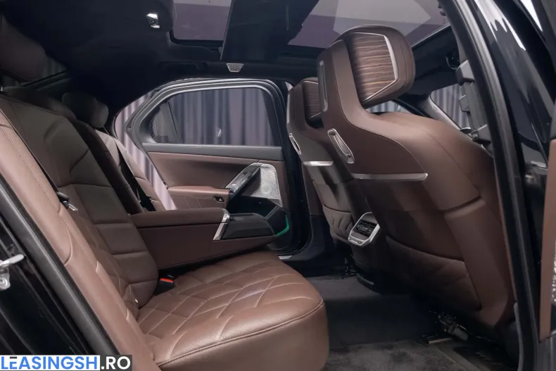 BMW 750e (Seria 7) din 2023 cu 90.000 km - oferta BMW210488 - foto 27