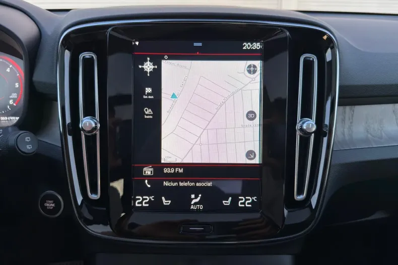 Volvo XC40 din 2021 cu 144.137 km - oferta VOL210490 - foto 15