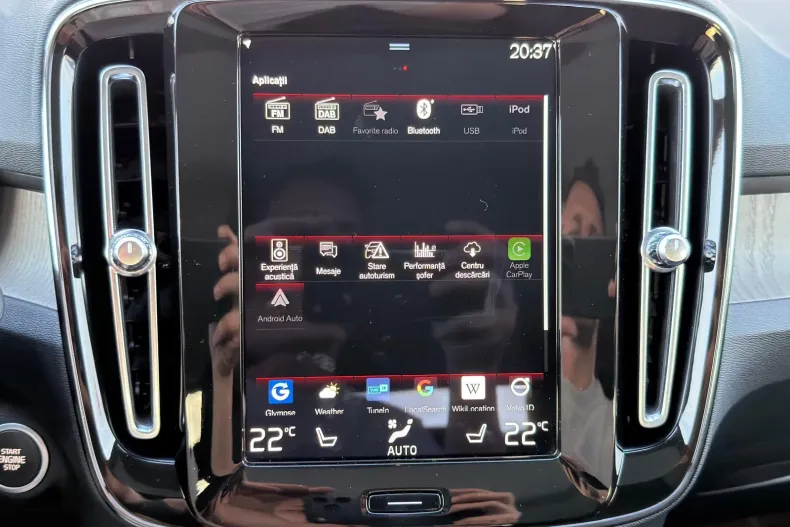 Volvo XC40 din 2021 cu 144.137 km - oferta VOL210490 - foto 19