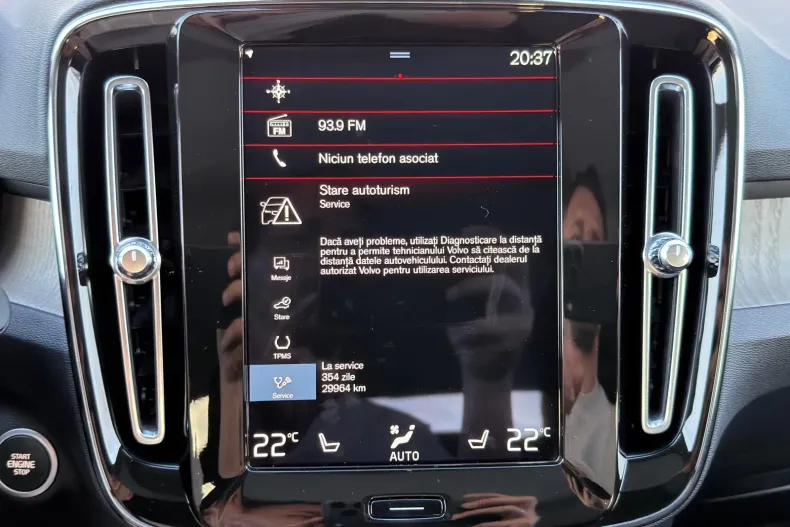 Volvo XC40 din 2021 cu 144.137 km - oferta VOL210490 - foto 21