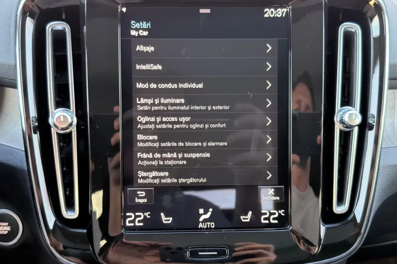 Volvo XC40 din 2021 cu 144.137 km - oferta VOL210490 - foto 23