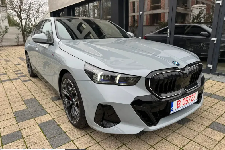 BMW 530e (Seria 5) din 2025 cu 19.000 km - oferta BMW210503 - foto 1