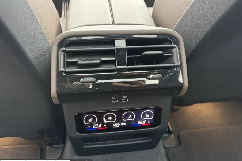 BMW 530e (Seria 5) din 2025 cu 19.000 km - oferta BMW210503 - foto 11