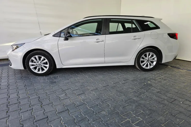 Toyota Corolla din 2025 cu 19.944 km - oferta TOY210504 - foto 2