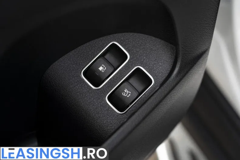 Mercedes-Benz GLE din 2025 cu 3.000 km - oferta MER210508 - foto 32