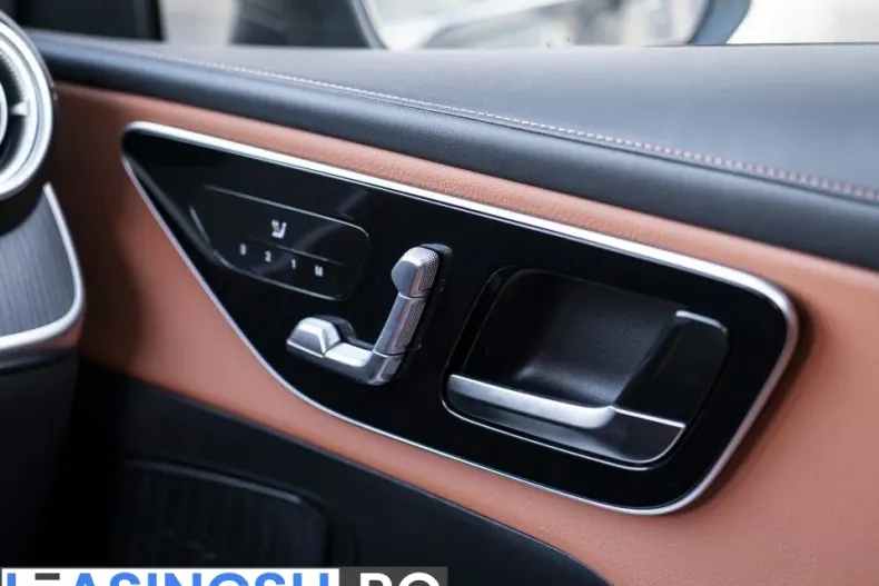 Mercedes-Benz GLC Coupe din 2025 cu 10.200 km - oferta MER210509 - foto 24