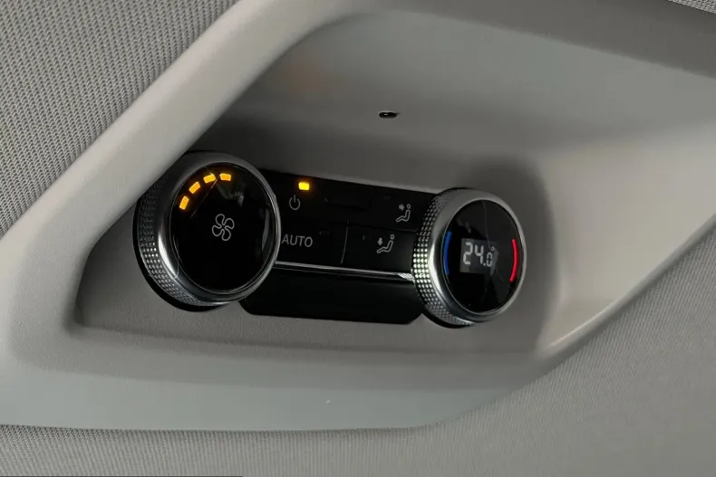 Volkswagen Caravelle din 2026 cu 20 km - oferta VOL210526 - foto 11