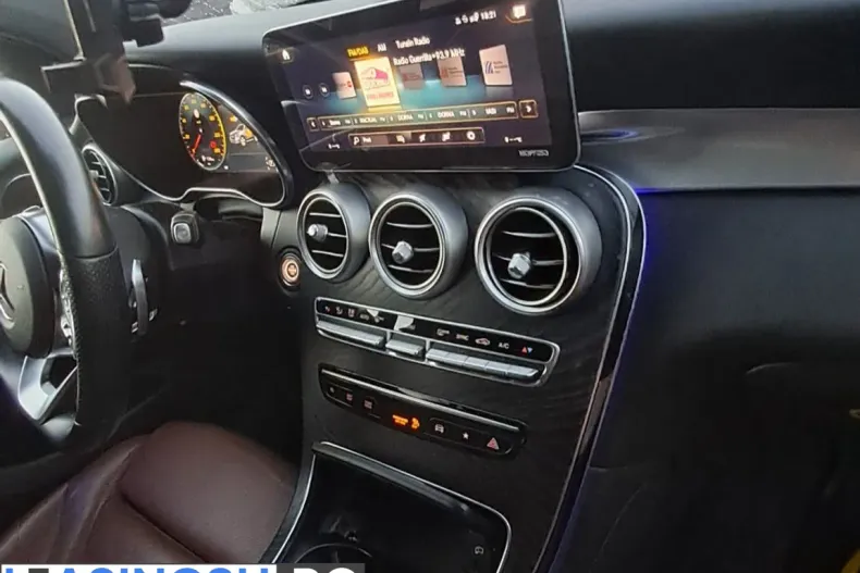 Mercedes-Benz GLC din 2021 cu 65.178 km - oferta MER210527 - foto 14