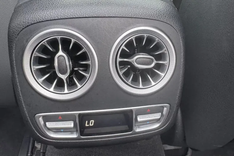 Mercedes-Benz E 53 AMG (Clasa E) din 2021 cu 51.200 km - oferta MER210529 - foto 17