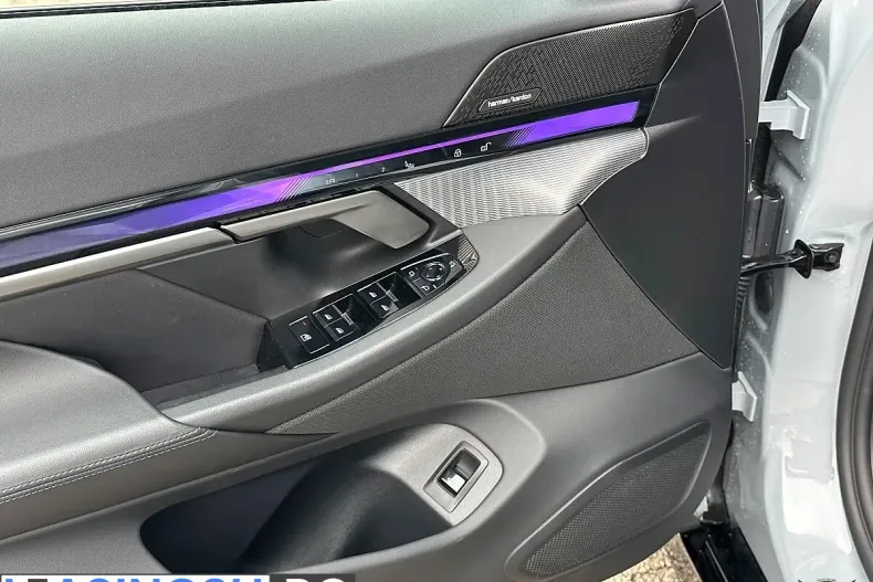 BMW 530e (Seria 5) din 2025 cu 26.268 km - oferta BMW210530 - foto 14