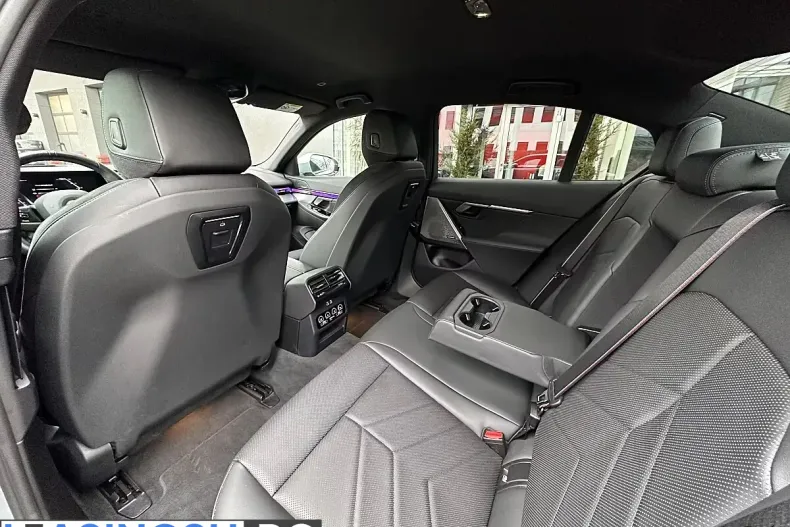 BMW 530e (Seria 5) din 2025 cu 26.268 km - oferta BMW210530 - foto 24