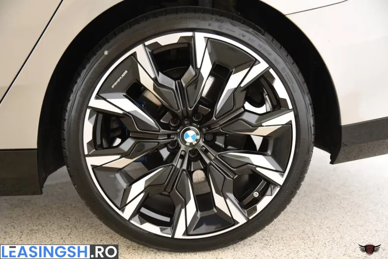 BMW 520d (Seria 5) din 2024 cu 22.900 km - oferta BMW210531 - foto 6