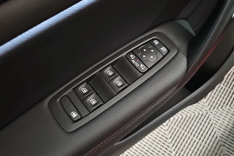 Renault Megane din 2020 cu 43.135 km - oferta REN210537 - foto 14