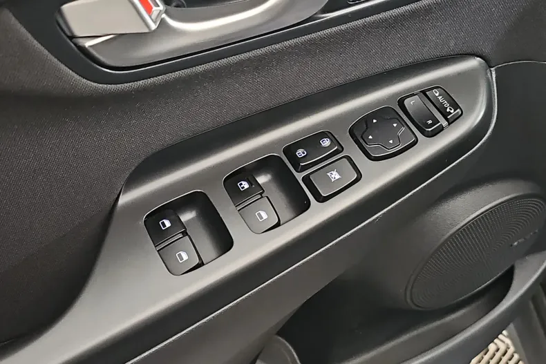 Hyundai Kona din 2023 cu 100.742 km - oferta HYU210542 - foto 13