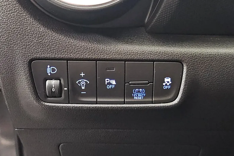 Hyundai Kona din 2023 cu 100.742 km - oferta HYU210542 - foto 14