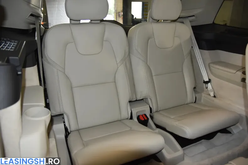 Volvo XC90 din 2021 cu 154.614 km - oferta VOL210545 - foto 13